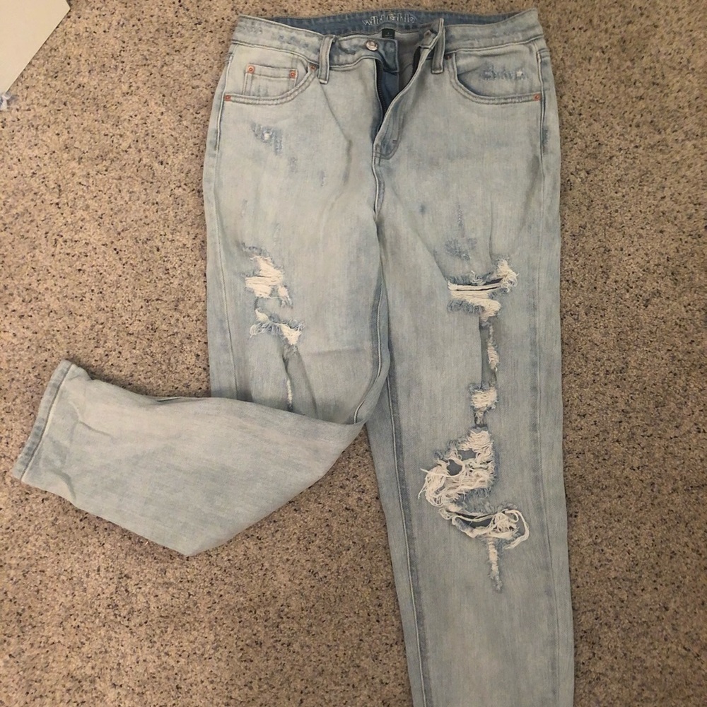 Distressed boyfriend jeans